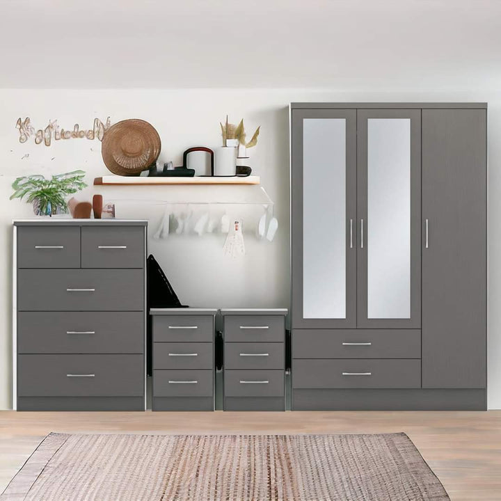 Modern Grey Mirrored Bedroom Furniture Set – 3 Door Wardrobe, Chest of Drawers & Bedside Tables